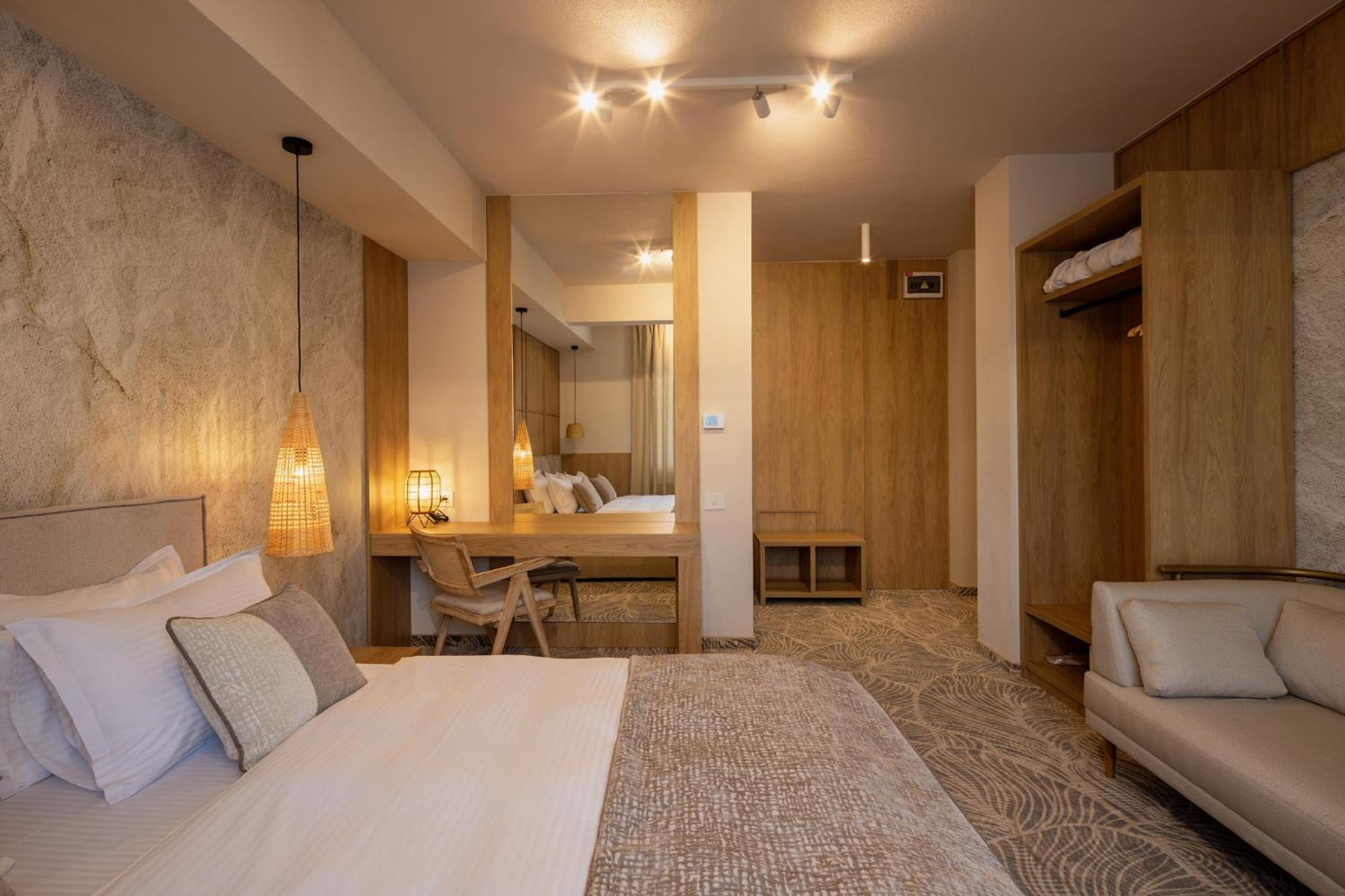 Hotel Serenity Timişoara Exteriör bild